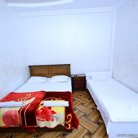 Hotel Belfast บาทูมิ ภายนอก รูปภาพ